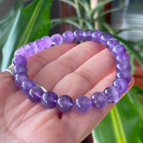 8mm Authentic Amethyst Gemstone Healing Bracelet - Picture 1 of 9